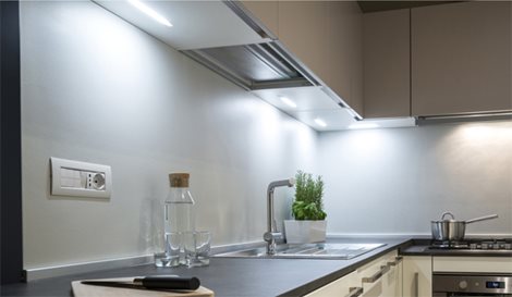 TL4009-LED15W LED svítidlo přisazené 90cm 15W 1380lm 4000K IP20 2