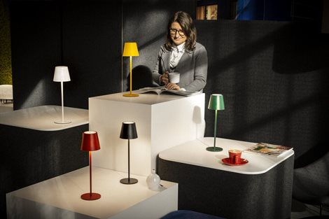 INITA LED B Stolní lampa, max.165lm, 3000K, IP54, bez 5V DC zdroje, černá 5
