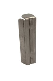Klínek 18 N - PB 12 Klínek pro upevnění jímací tyče o průměru 18 mm do betonového podstavce PB 12