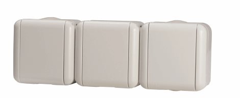 134.22931.BB Zásuvka trojitá s plným víčkem IP44 bílá, 250V~ 50Hz/16A 1
