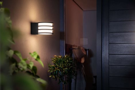 17401/93/P0 Hue White Lucca venkovní nástěnné LED svítidlo E27 1x9,5W 806lm 2700K IP44 antracit 3