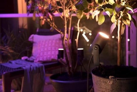 17415/30/P7 Hue WACA Lily venkovní spotové LED svítidlo  8W 650lm 2200-6500K RGB IP65 černá 18
