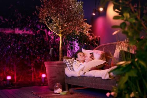 17415/30/P7 Hue WACA Lily venkovní spotové LED svítidlo  8W 650lm 2200-6500K RGB IP65 černá 25