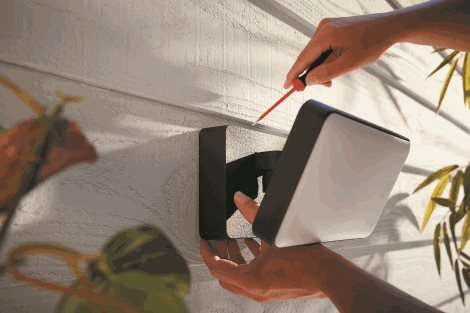 17436/30/P7 Hue White Welcome venkovní nástěnné LED svítidlo 28W 2300lm 2700K IP44 černý 22