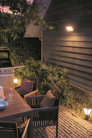 17436/30/P7 Hue White Welcome venkovní nástěnné LED svítidlo 28W 2300lm 2700K IP44 černý 11