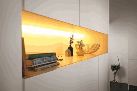 70101/31/P6 Lightstrip LED pásek 2m 1x8W 180lm RGB krokové stmívání IP20, transparentní 26