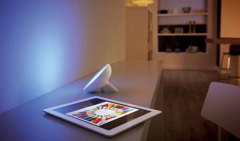 Stolní LED lampička Bloom Philips Hue WACA 72997/60/PH 8W 120lm 2000K-6500K, bílá 10