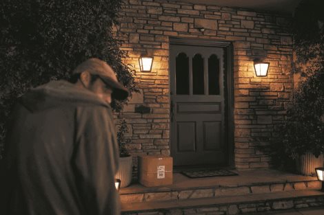 Hue venkovní bezdrátové pohybové čidlo 160° 12m IP54 2xAA černé 15