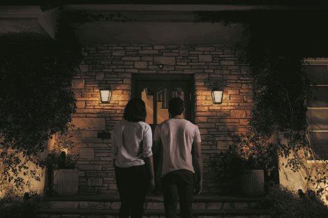 Hue venkovní bezdrátové pohybové čidlo 160° 12m IP54 2xAA černé 17