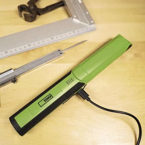 P4535 COB LED nabíjecí pracovní svítilna 670lm 2200mAh 12