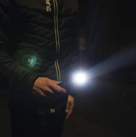 P3115 LED svítilna kovová 500lm 4× AAA FOKUS 4