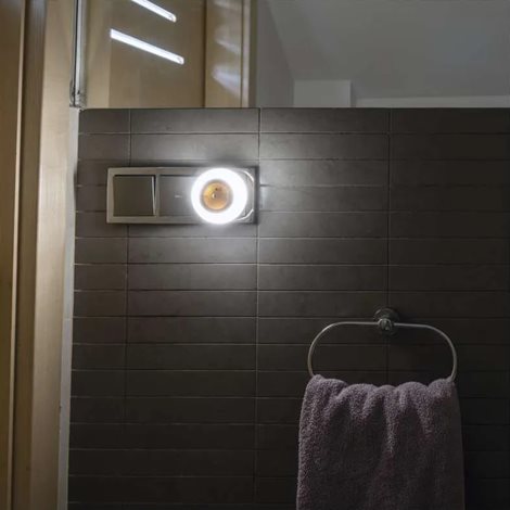 P3320 NOČNÍ SVĚTLO+ZÁSUV. 3 LED 230V 8