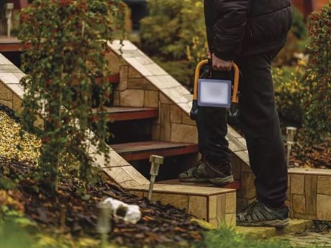 ZS3332 PŘENOSNÝ LED REFLEKTOR 31W 2800LM NW 11
