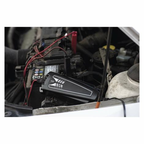 N1014 EE04A nabíječka autobaterií 6/12V 4A 5