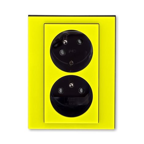 5513H-C02357 64 Zás. dvojnásobná s ochr. kolíky, s clonkami, s natoč. dutinou