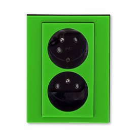 5513H-C02357 67 Zás. dvojnásobná s ochr. kolíky, s clonkami, s natoč. dutinou