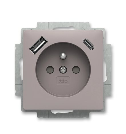 5569T-A32357 244 Zásuvka 1násobná s kolíkem, s clonkami, s nabíjením USB-A, USB-C
