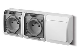 GALATEA IP44 Přepínač střídavý č.6+zásuvka 2x 2P+PE (bílá / průhledné víčko)