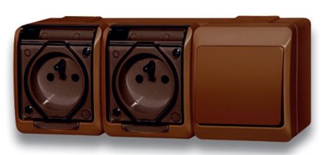 GALATEA IP44 Přepínač střídavý č.6+zásuvka 2x 2P+PE (hnědá / průhledné víčko)