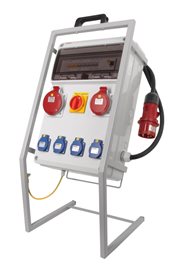 v625204 Zás.skříň IP44 jištěná s chráničem 40/4/003 4x230V 1x16/5 1x32/5 kov. stojan + elektroměr