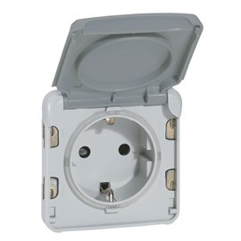 069570 PLX55 ZÁS. 2P+T 16A SCHUKO ŠE.
