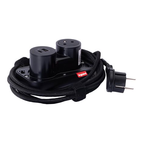 654903 ELECTRON 2P+T USB A+C ČERNÁ
