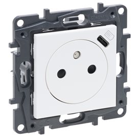 863138 NILOE S.ZÁSUV.2P+T/USB C BÍLÁ
