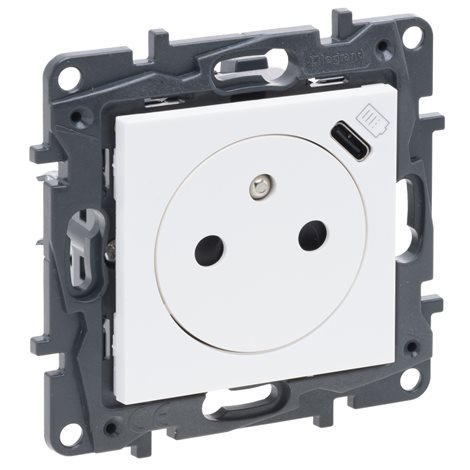 863138 NILOE S.ZÁSUV.2P+T/USB C BÍLÁ