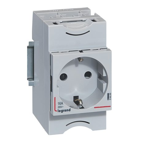 004285 ZÁSUVKA 2P+T 16A SCHUKO CLON.