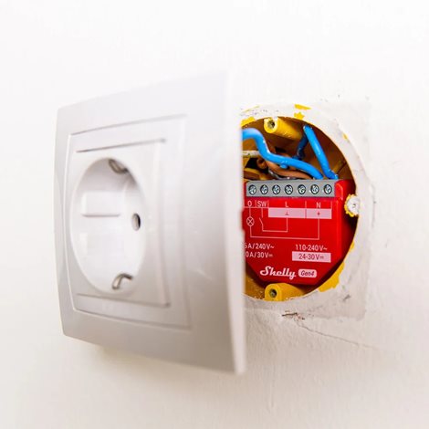 SHELLY 1PM GEN4 Spínací modul s měřením spotřeby Zigbee, Matter, WiFi, Bluetooth 2
