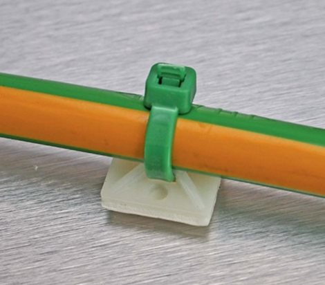 M-A-19 (HW-3AC) samolepící (šroubovací) příchytky pro pásky do šířky 4,6mm, 19,5x19,5mm, přírodní 3