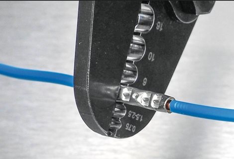 SPL-4-25 lisovací spojka Cu pocínovaná lehčená, neizolovaná, 4,0 mm², d: 25 mm 2