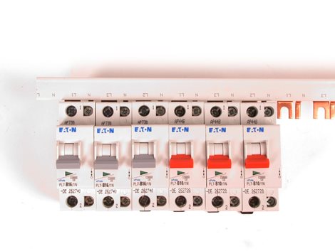 G/S-L1+N-L2+N-L3+N-1000/16P lišta propoj. 3