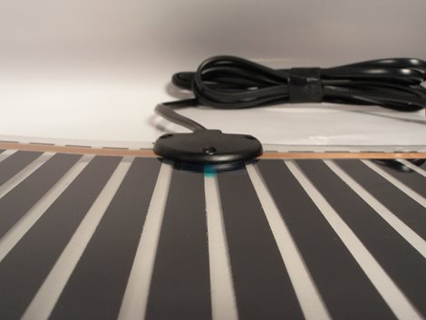 Ultratherm Viv Strip 15 Topný pás Ultratherm - 15 x 57,2cm; 15W; 230V 3