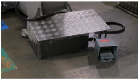XPEM3110D Nožní spínač 2