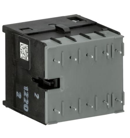 BC7-30-01-P 24VDC stykač 5,5kW/400V AC-3, 20A/40°C AC-1, rozměry: 47,5x45x47,5, pájecí pin