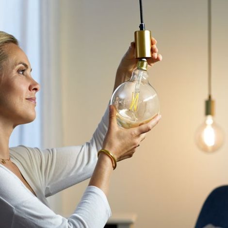 WiZ LED filament žárovka E27 G200 6,7W 470lm 2700-6500K IP20, stmívatelná 6