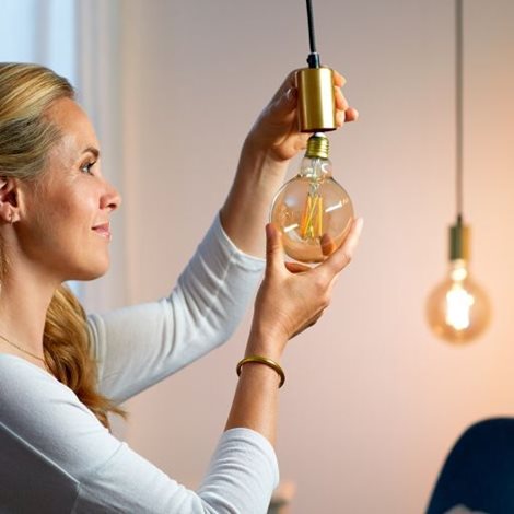 WiZ LED filament amber žárovka E27 G95 7W 640lm 2000-5000K IP20, stmívatelná 6