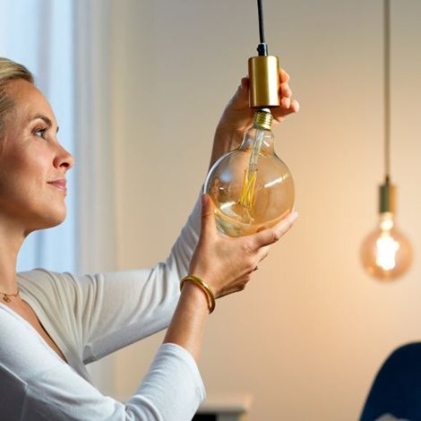 WiZ LED žárovka filament amber E27 G125 7W 640lm 2000-5000K IP20, stmívatelná 6