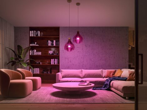 Hue WACA LED žárovka E27 A60 9W 1100lm 2000-6500K RGB IP20 7