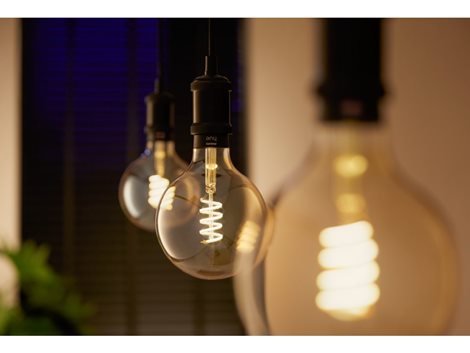 Hue WA LED Filament žárovka E27 G125 7W 550lm 2200-4500K IP20 7