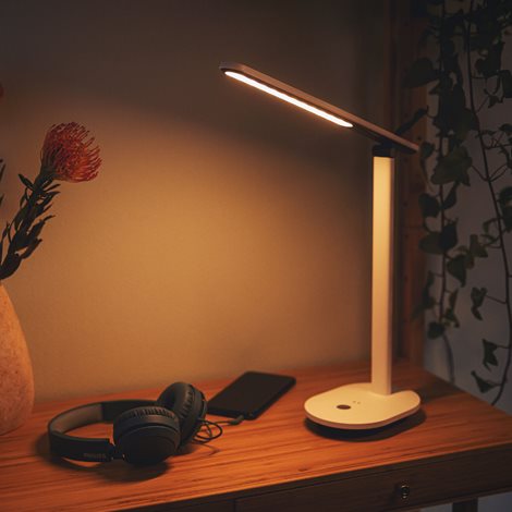 Ivory stolní LED lampa 1x5W 130lm 2700/3600/5000K IP20 USB, krokové stmívání, bílá 4