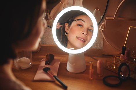 Mirror stolní svítidlo se zrcadlem 1x4,5W 80lm 3000/4000/5000K USB, bílé 2