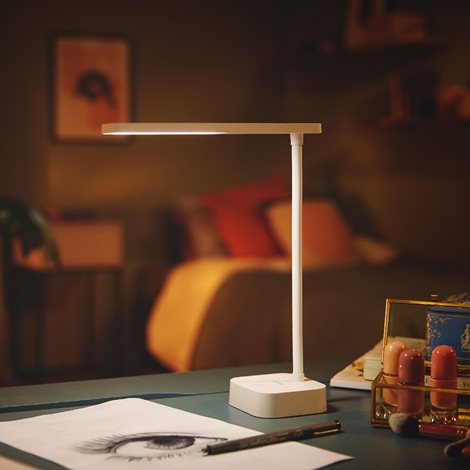 Tilpa stolní LED lampa 1x5W 130lm 5000K IP20 USB, stmívatelná, bílá 2