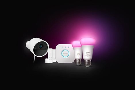  Hue Secure 1x kamera + 2xE27 9W 1100lm 2000-6500K RGB + Bridge + 2x okenní senzor 2