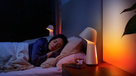 HUE WACA Twilight noční lampička LED 13,4W 1380lm 2000-6500K RGB 33cm IP20, bílá 9