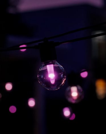 Hue Festavia Globe venkovní řetěz, 14m, 20 žárovek, černý 7