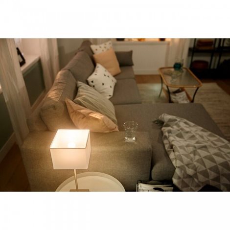 Hue White LED žárovka E14 P45 5,7W 470lm 2700K IP20 5