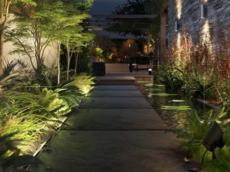 17463/47/P7 Hue WACA APPEAR venkovní nástěnné LED svítidlo 2x8W 1180lm 2000-6500K RGB IP44 nerez 3