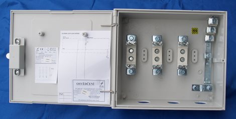 SP100/NVP1P ČEZ Přípojková skříň na zazdění přívod, vývod do 50 mm2 3